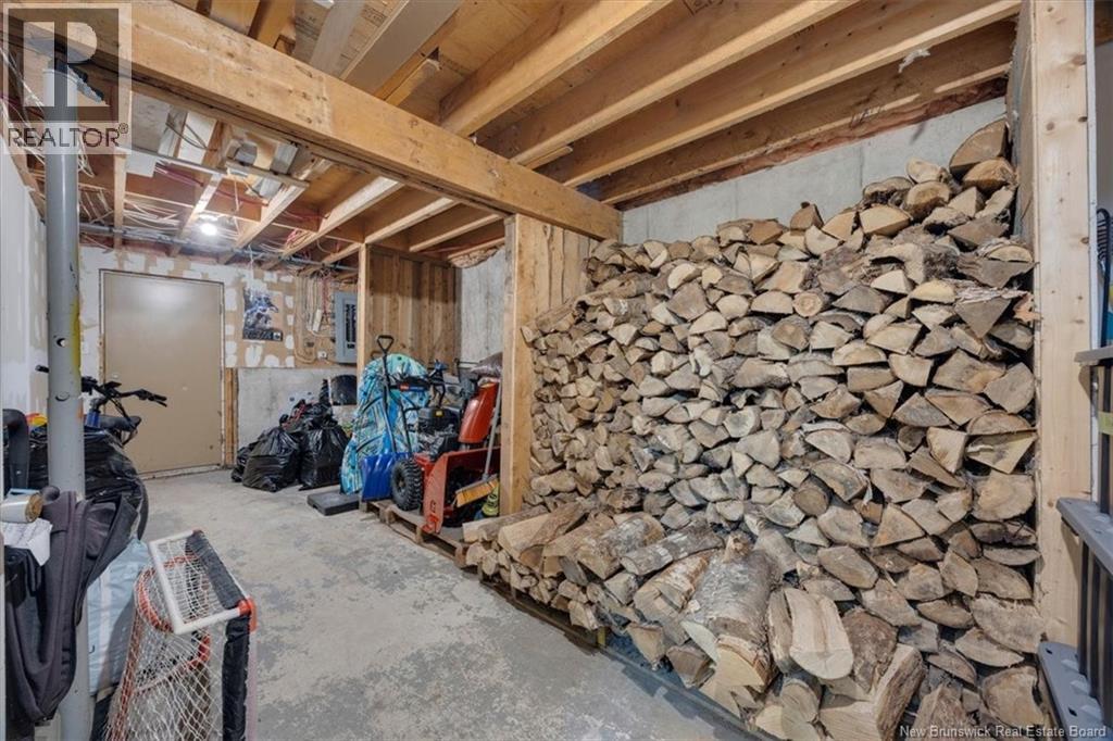 16 Brook Street Property Photo 28