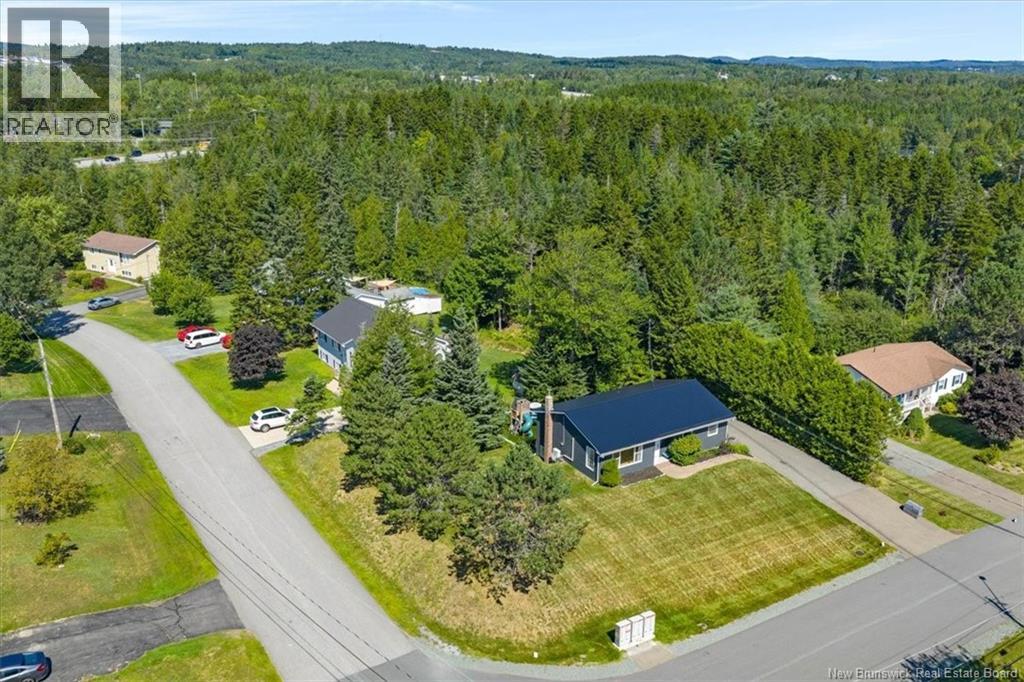 16 Brook Street Property Photo 37