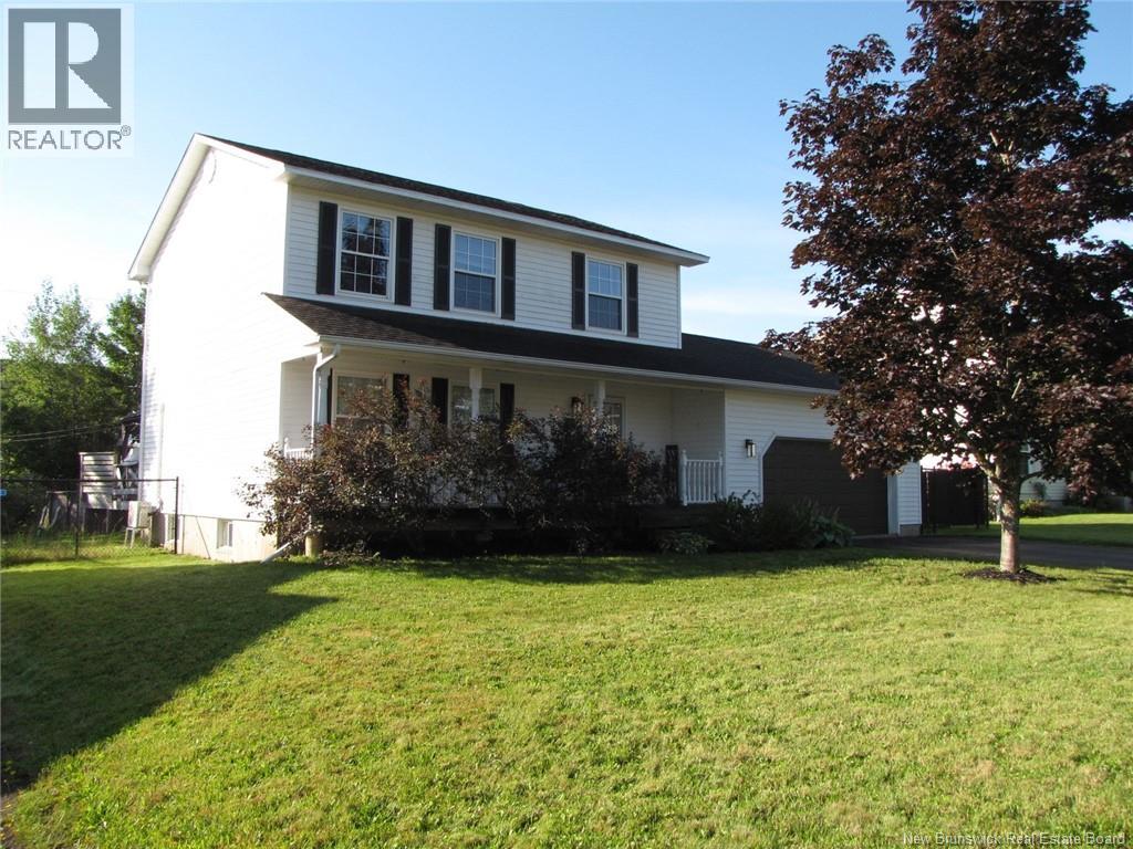 44 Greenhaven Drive Property Photo 2
