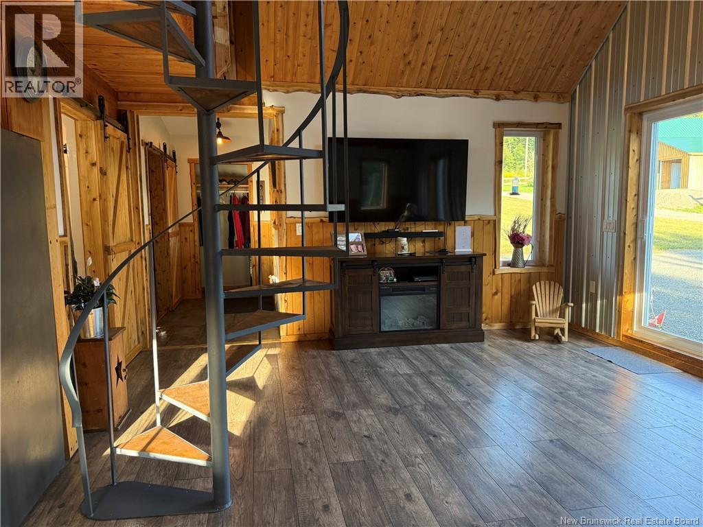 338 Glenburn Road Property Photo 7
