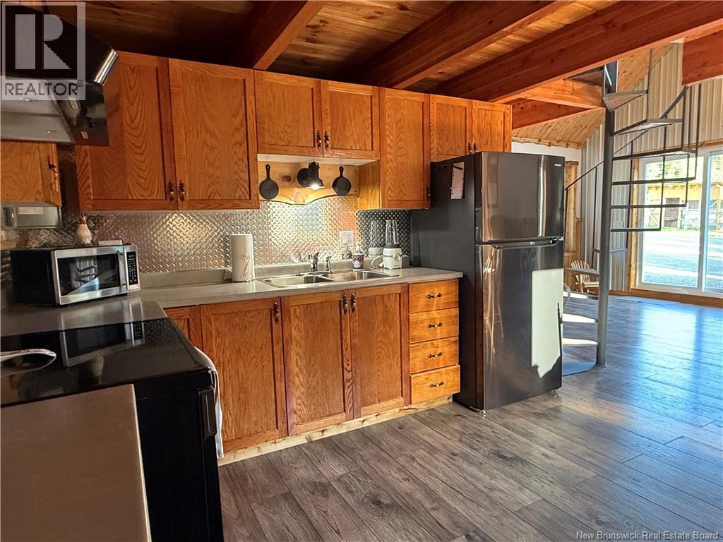 338 Glenburn Road Property Photo 11