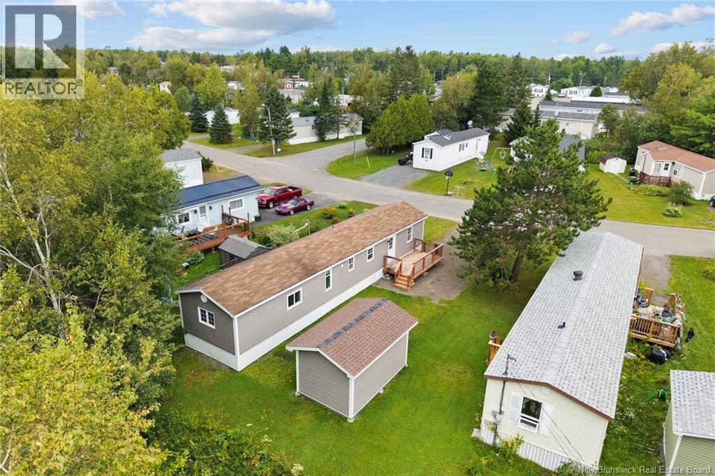 83 Leafwood Crescent Property Photo 4