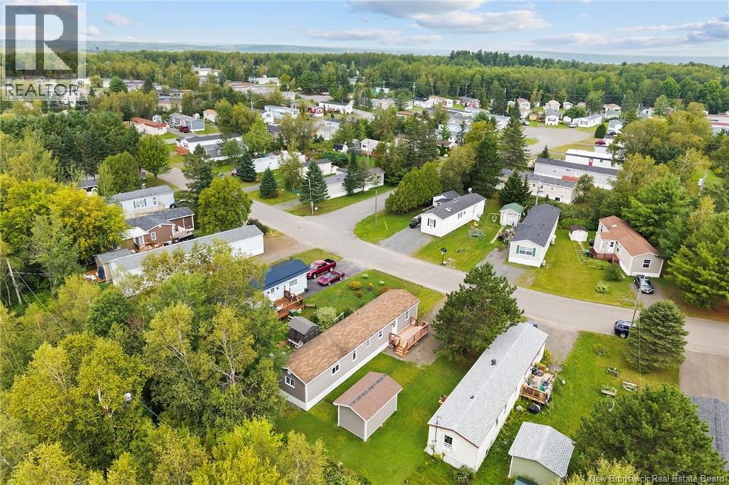 83 Leafwood Crescent Property Photo 7