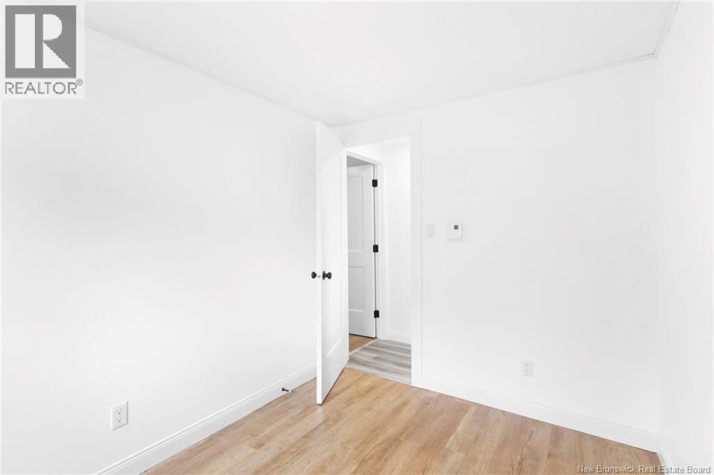 83 Leafwood Crescent Property Photo 24