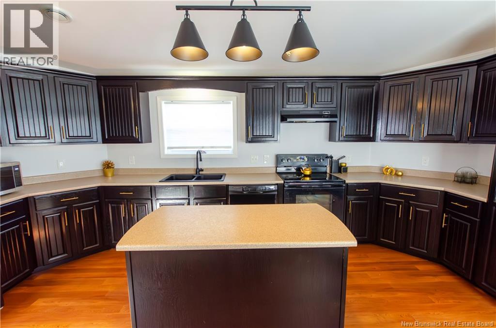 46 Tamarack Drive Property Photo 6