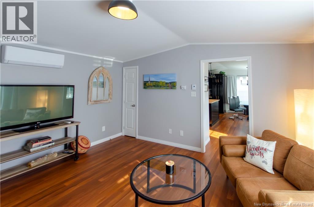 46 Tamarack Drive Property Photo 9