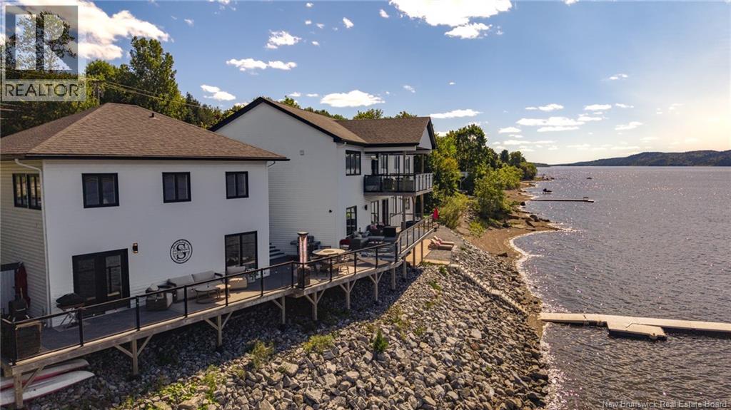 615 Gondola Point