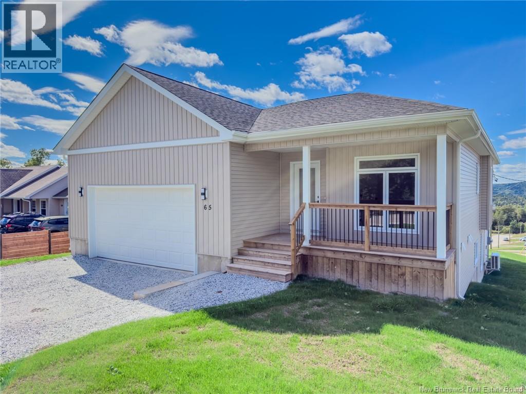 65 Squire Drive Property Photo 1