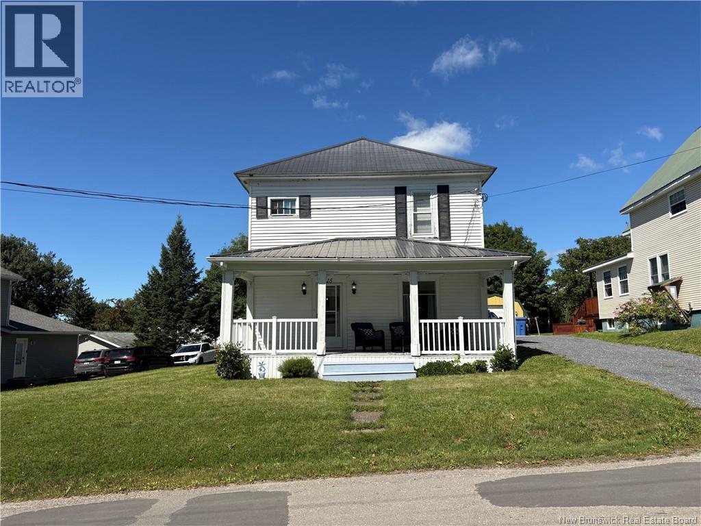 25 Hillcrest Avenue Property Photo 2