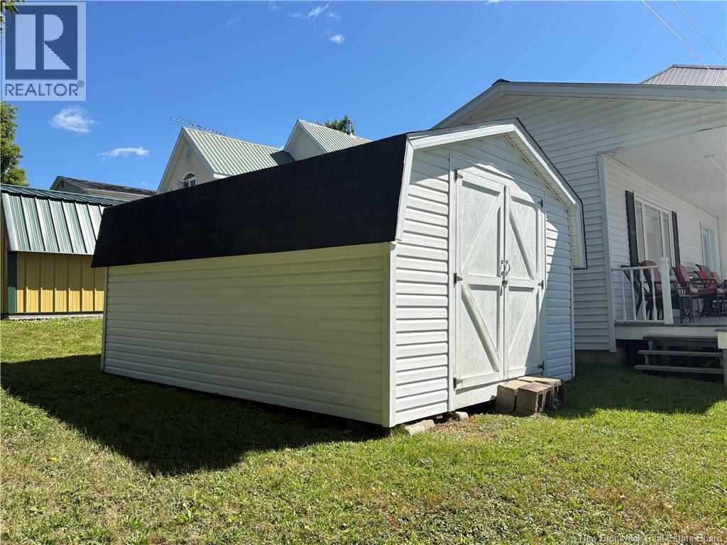 25 Hillcrest Avenue Property Photo 10