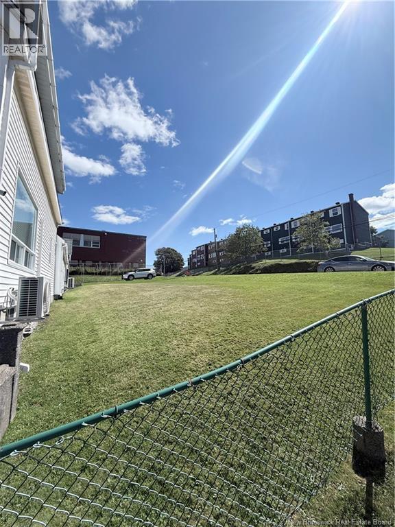 290 Tower Street Property Photo 2