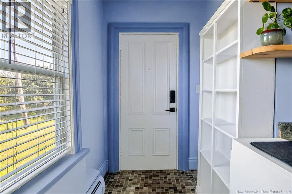290 Tower Street Property Photo 23