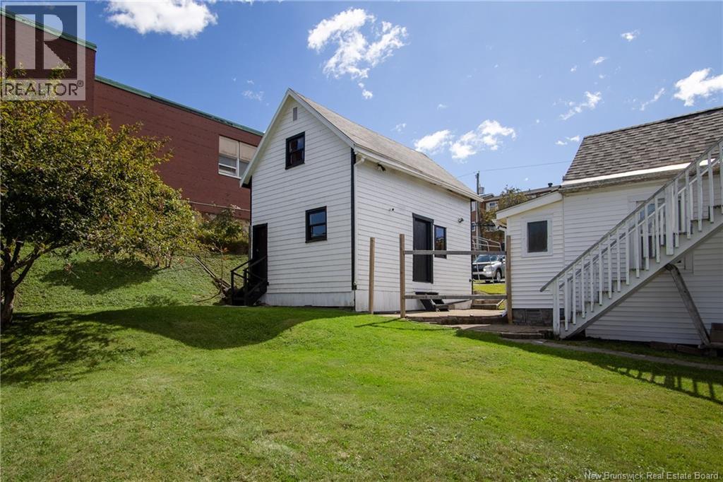 290 Tower Street Property Photo 38