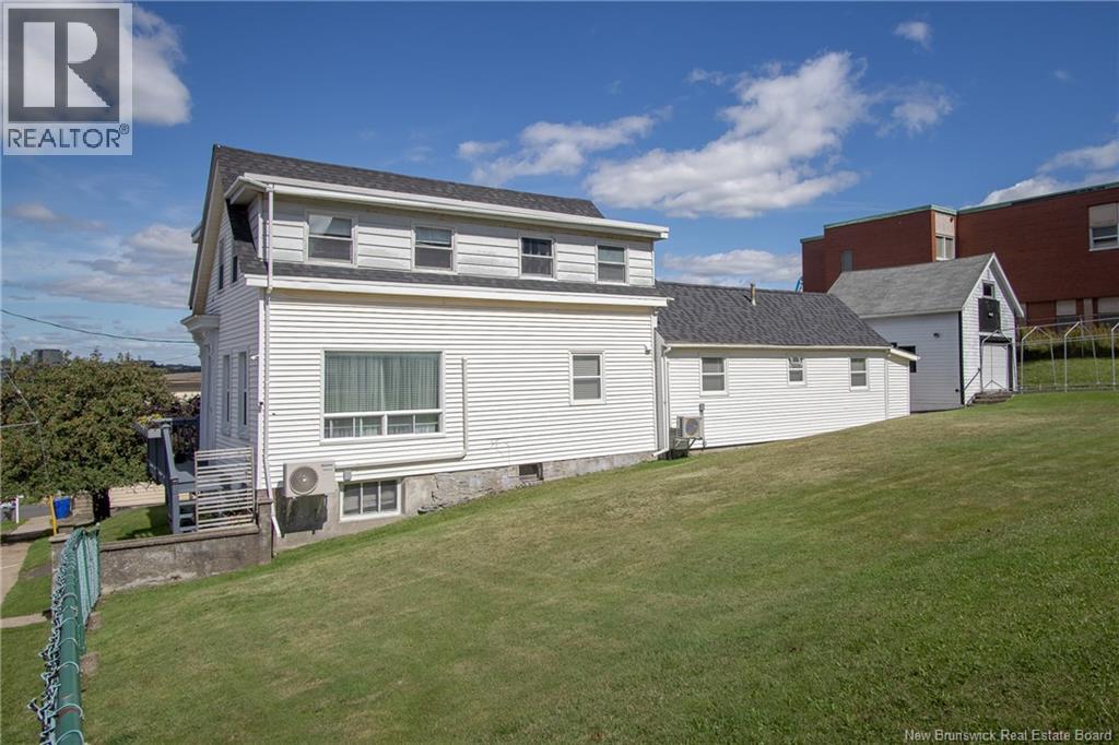 290 Tower Street Property Photo 42