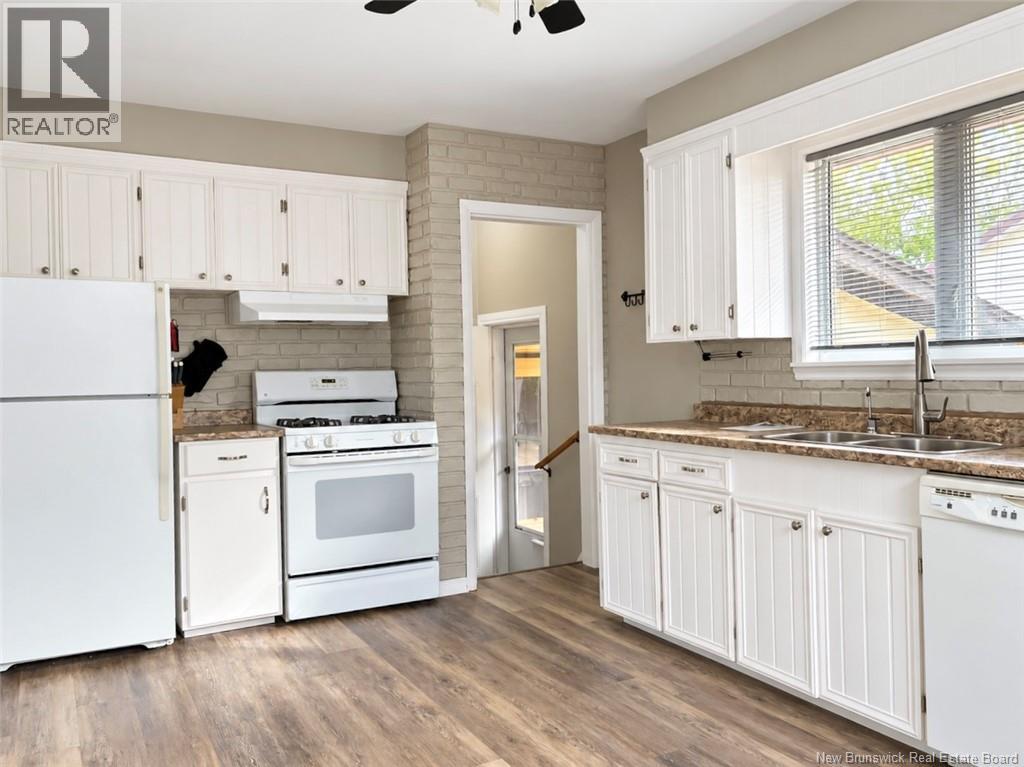 175 Second Avenue Property Photo 3