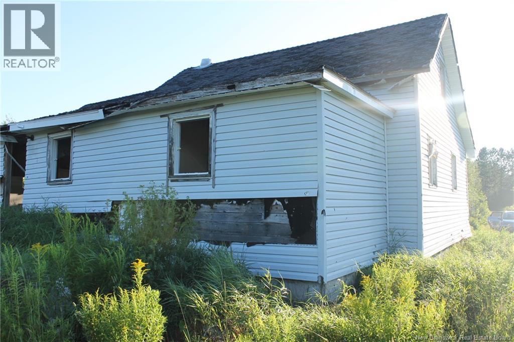 1582 Beaverbrook Road Property Photo 3