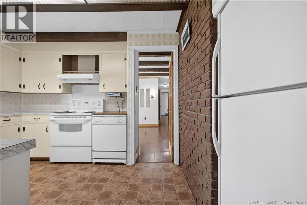 547 Bradford West Road Property Photo 14