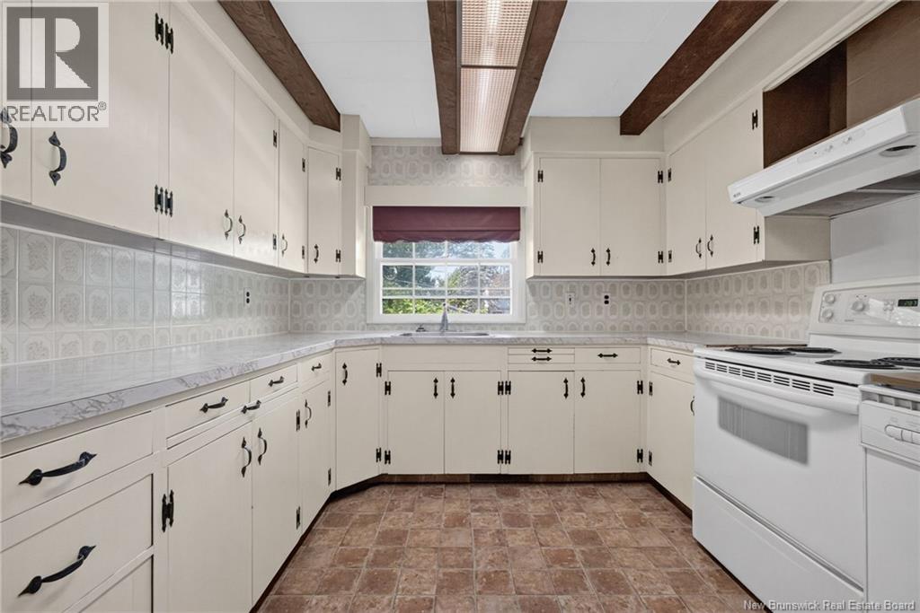 547 Bradford West Road Property Photo 15