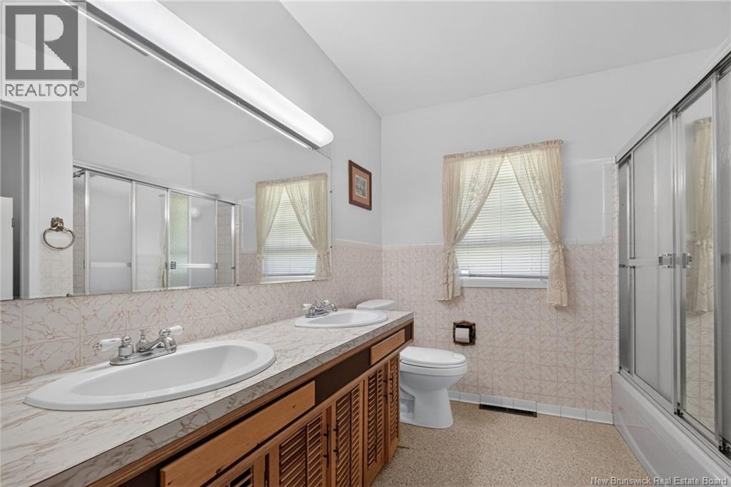 547 Bradford West Road Property Photo 29