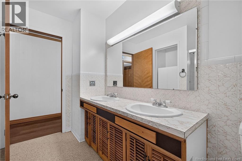 547 Bradford West Road Property Photo 31