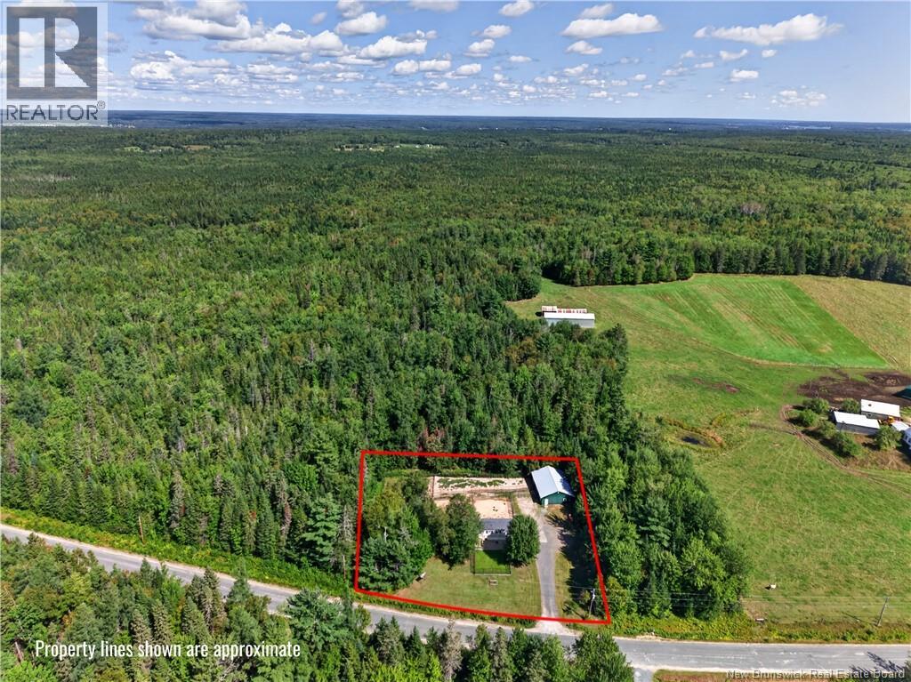 418 Parker Road Property Photo 4