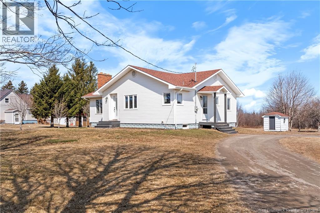 2260 Acadie Road Property Photo 3