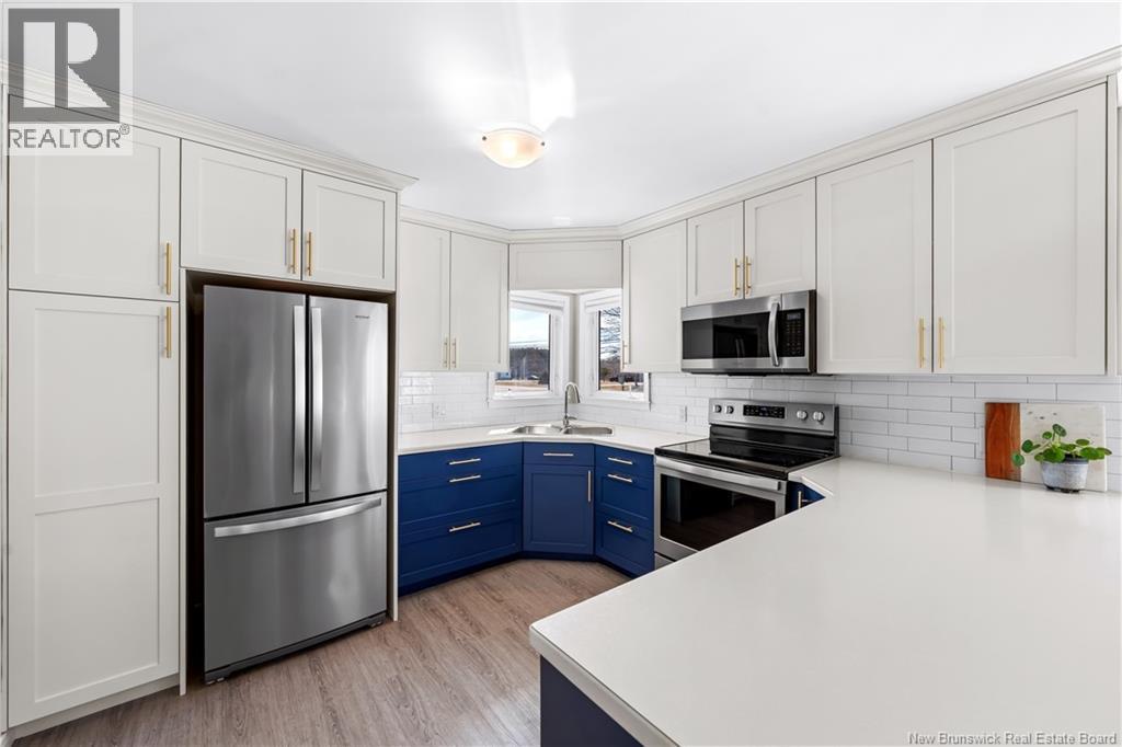 2260 Acadie Road Property Photo 7