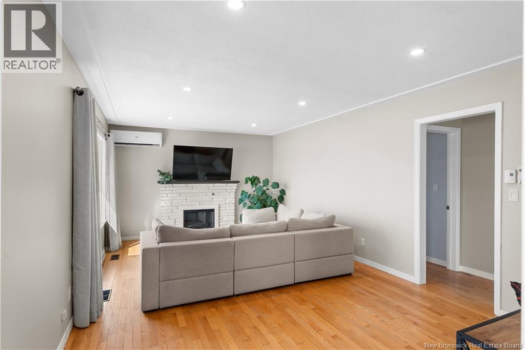 2260 Acadie Road Property Photo 11