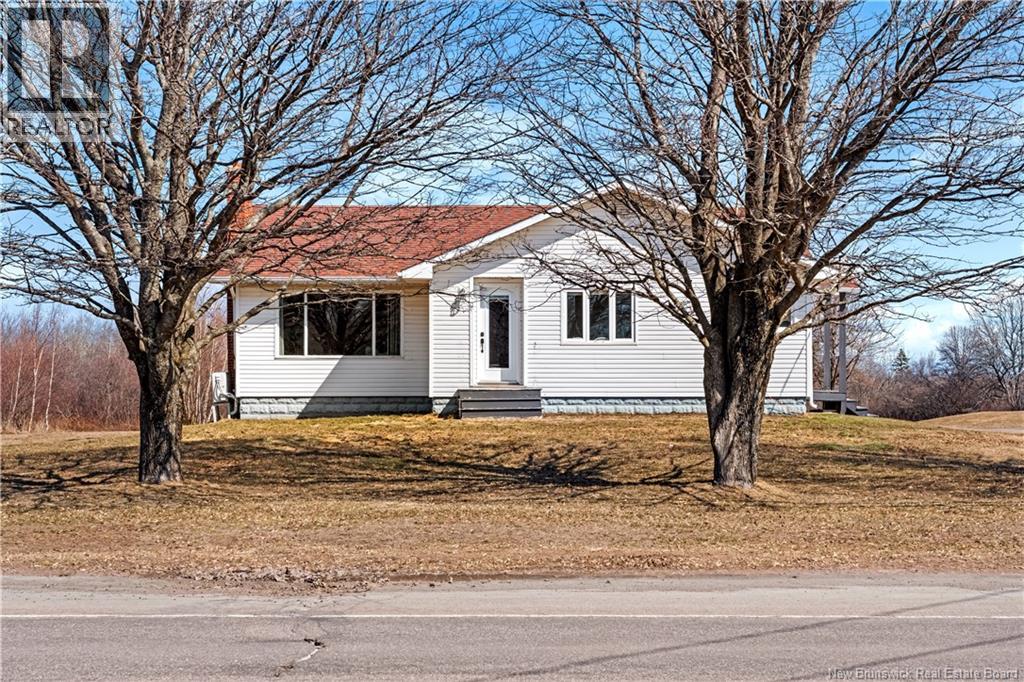2260 Acadie Road Property Photo 32