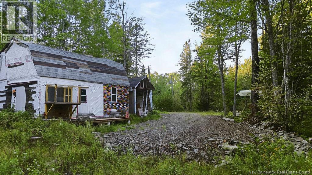 12 Thorne Brook Road Property Photo 9
