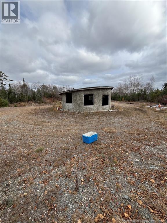 682 Boyd Road Property Photo 9