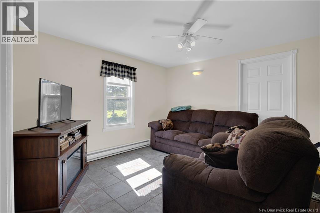 85 South Canaan Road Property Photo 35