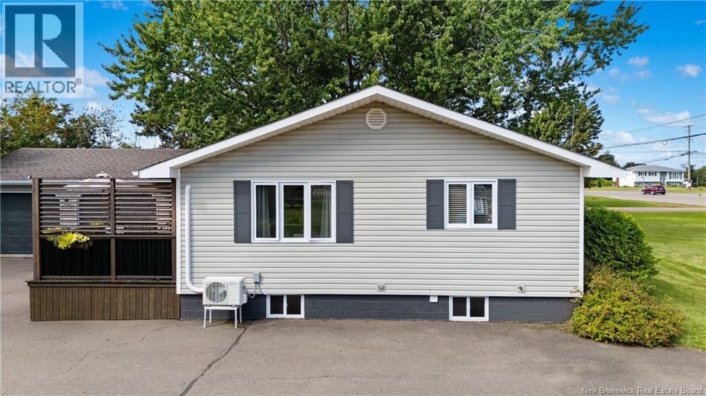 2545 Acadie Road Property Photo 7