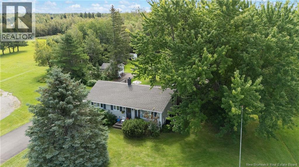 2545 Acadie Road Property Photo 8