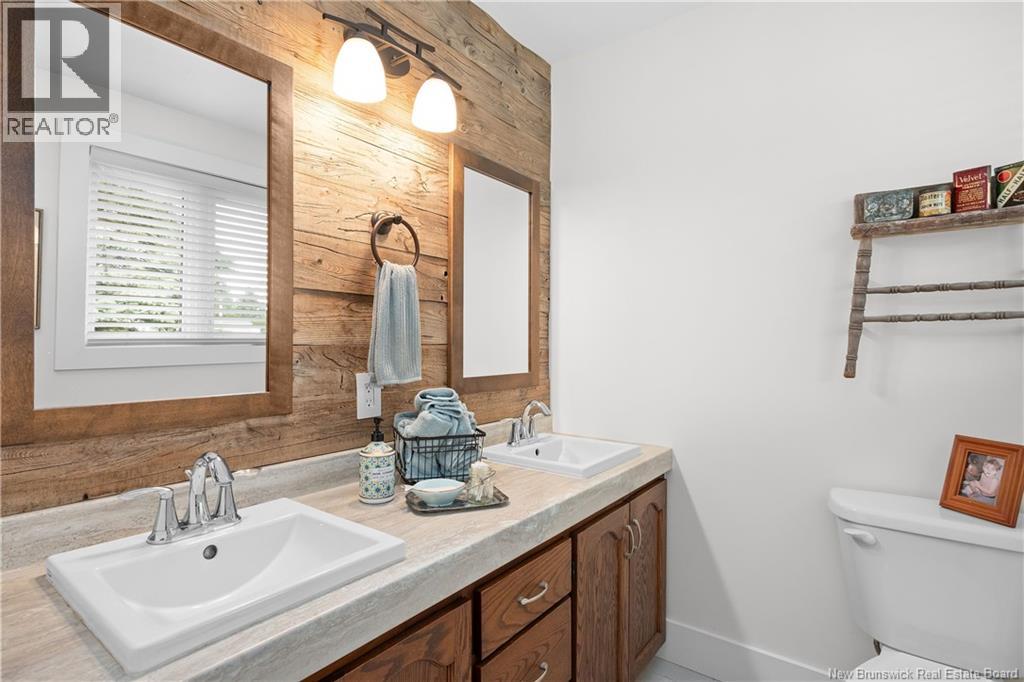 2545 Acadie Road Property Photo 25