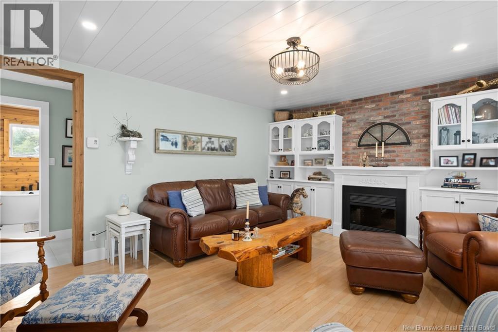 2545 Acadie Road Property Photo 28