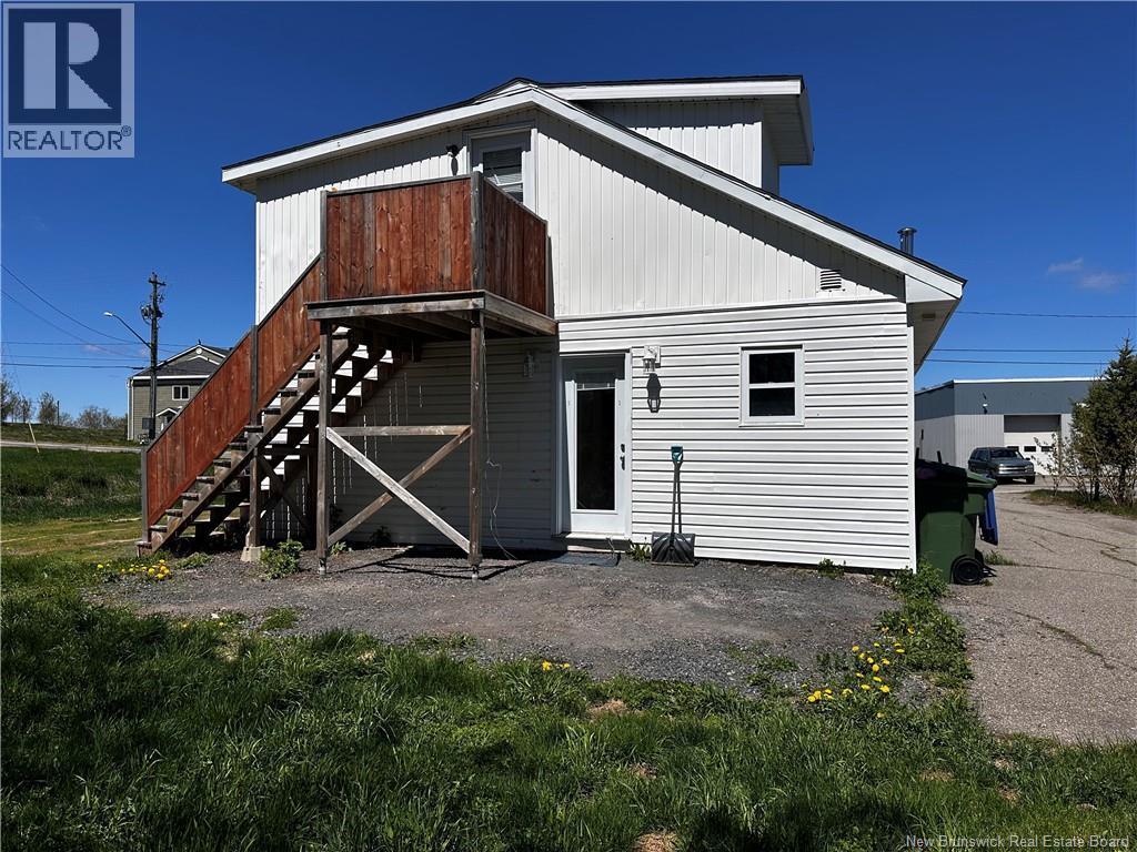 150-152 Dumaresq Street Property Photo 3