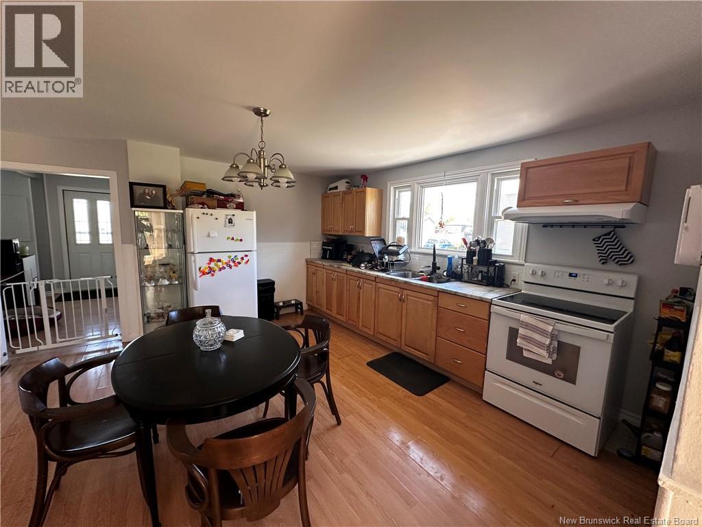 150-152 Dumaresq Street Property Photo 6