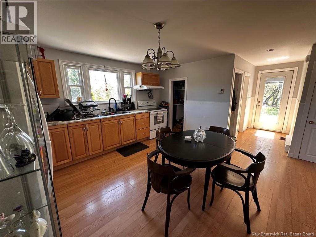 150-152 Dumaresq Street Property Photo 7