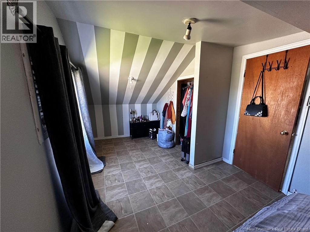 150-152 Dumaresq Street Property Photo 28