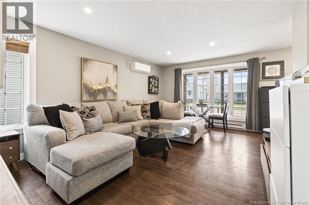 139 Magellan Property Photo 2
