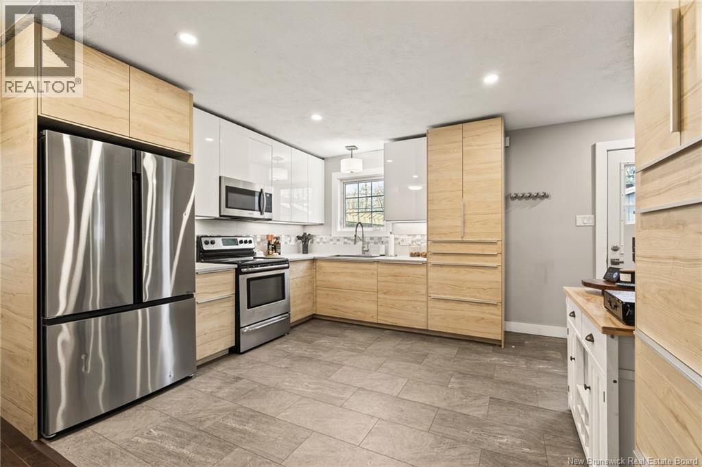 139 Magellan Property Photo 8