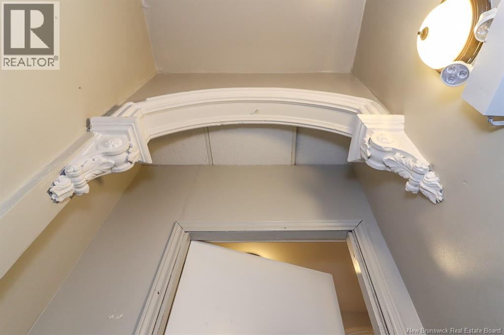 112 Queen Street Property Photo 6