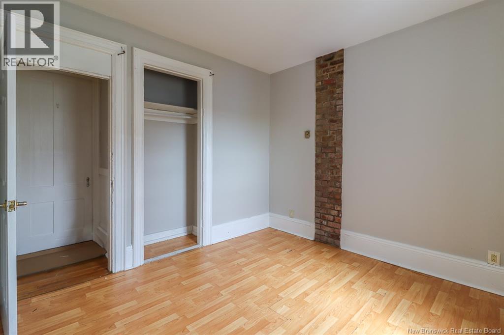 112 Queen Street Property Photo 14