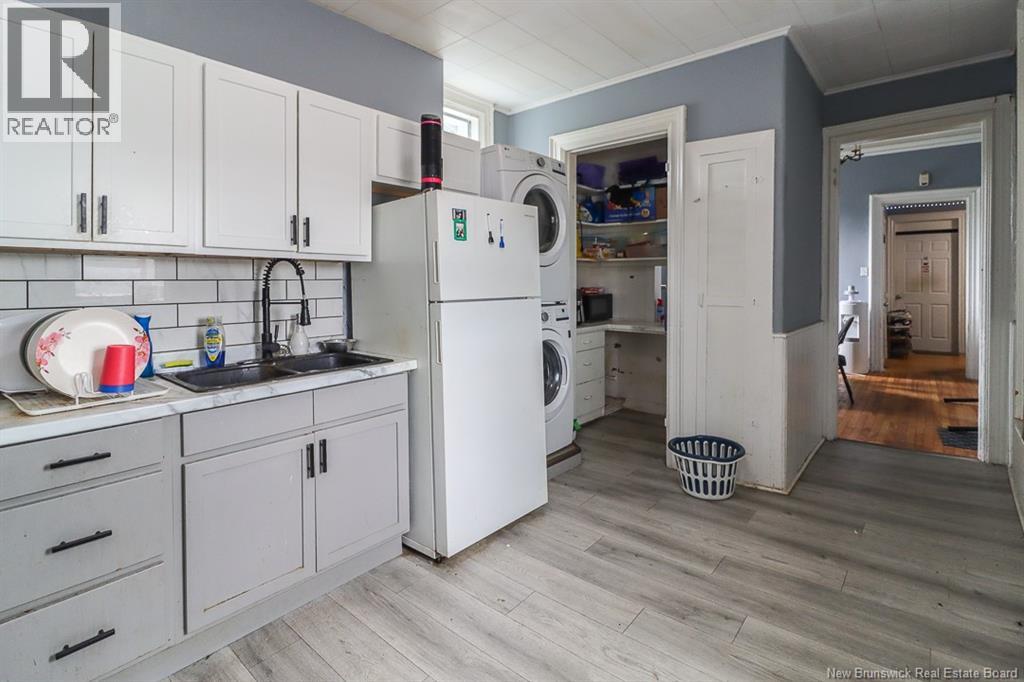 112 Queen Street Property Photo 21