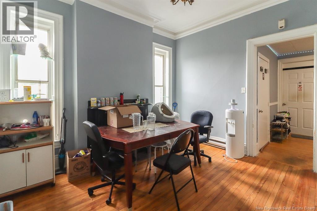 112 Queen Street Property Photo 22