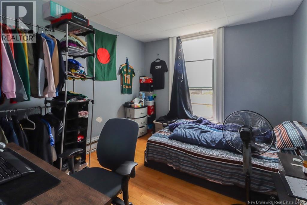 112 Queen Street Property Photo 26