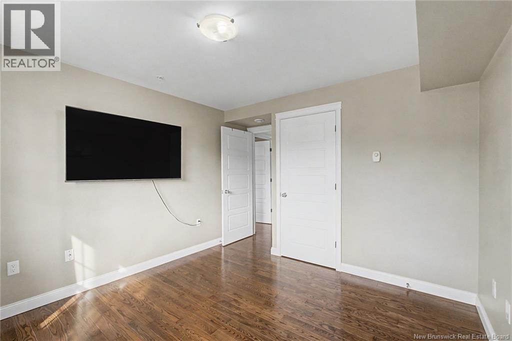 65 Brayson Unit# 201 Property Photo 28