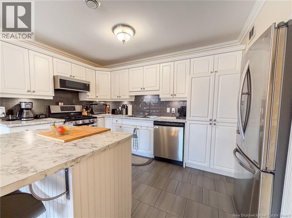 44 Brown Boulevard Unit# 2f Property Photo 9