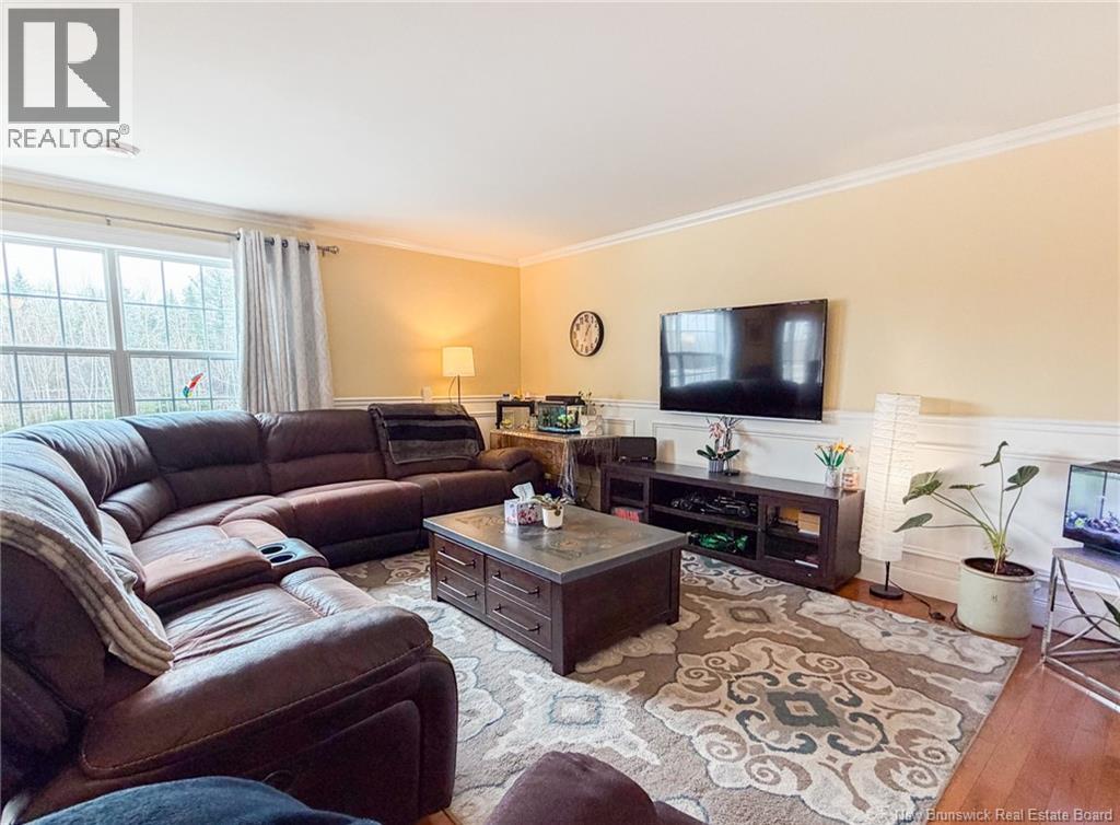 44 Brown Boulevard Unit# 2f Property Photo 11